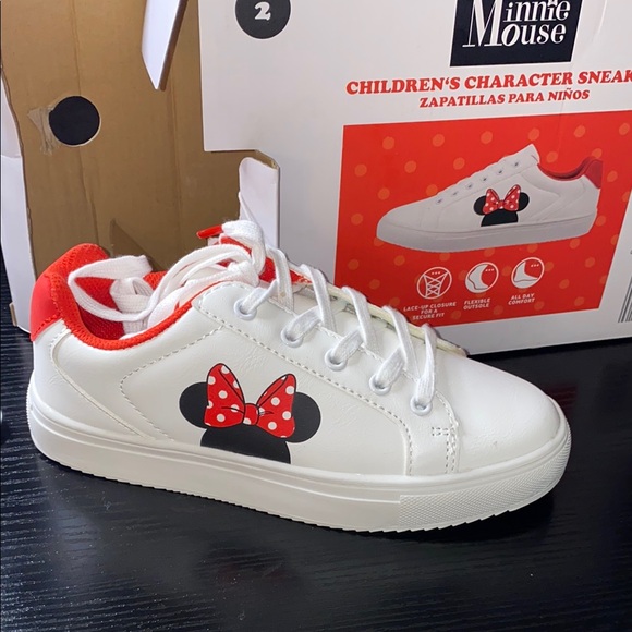 Disney Minnie Mouse Kids' White and Red Sneakers Size 2 - Picture 1 of 4